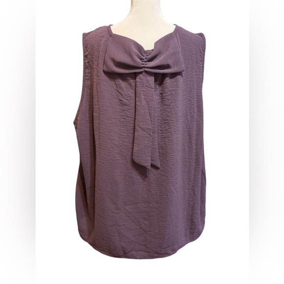 Dark Purple V-Neck Women's Top with bow on back. Size 3X - Picture 4 of 6